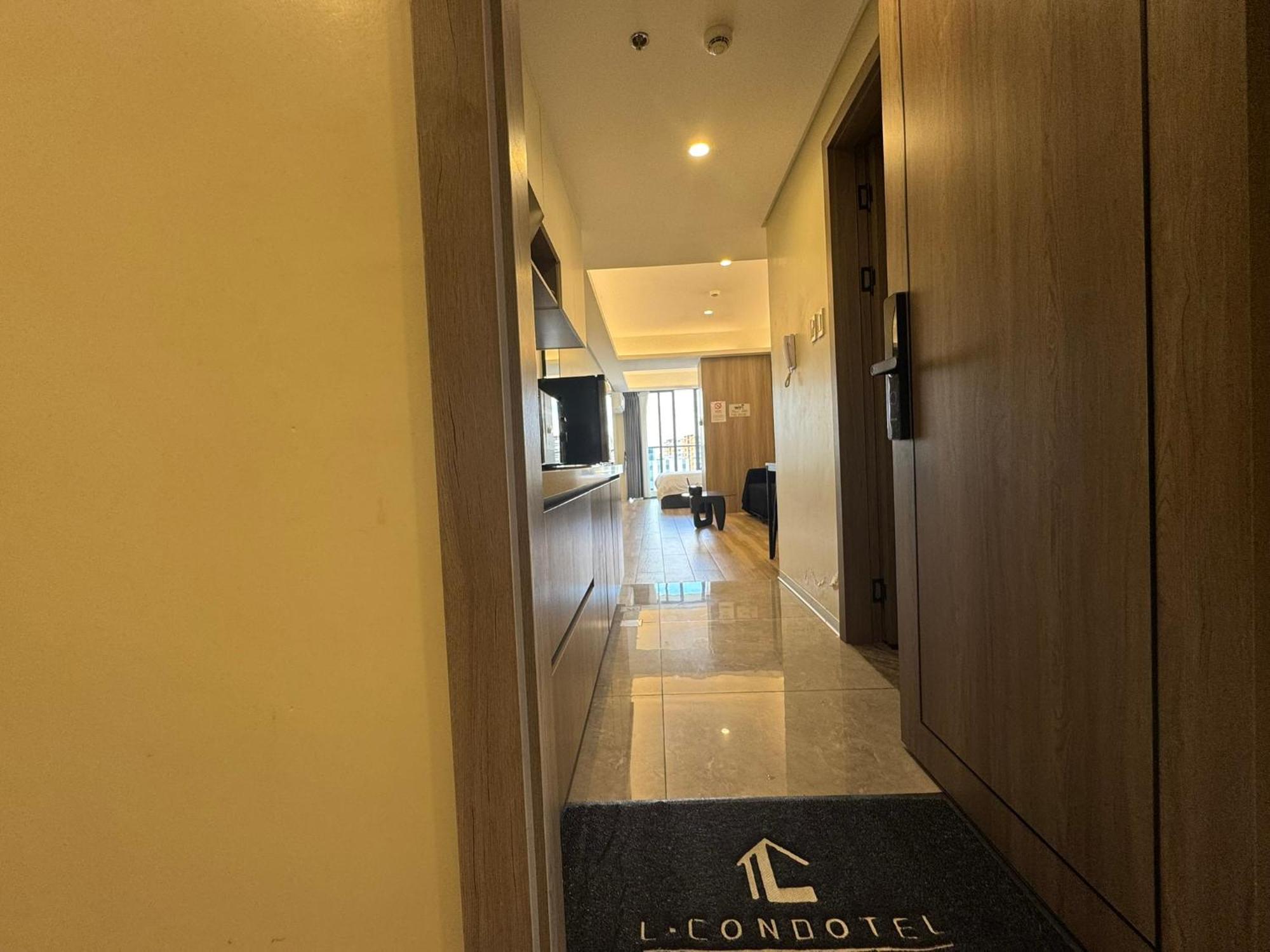 L Condotel Paranaque City Exterior foto